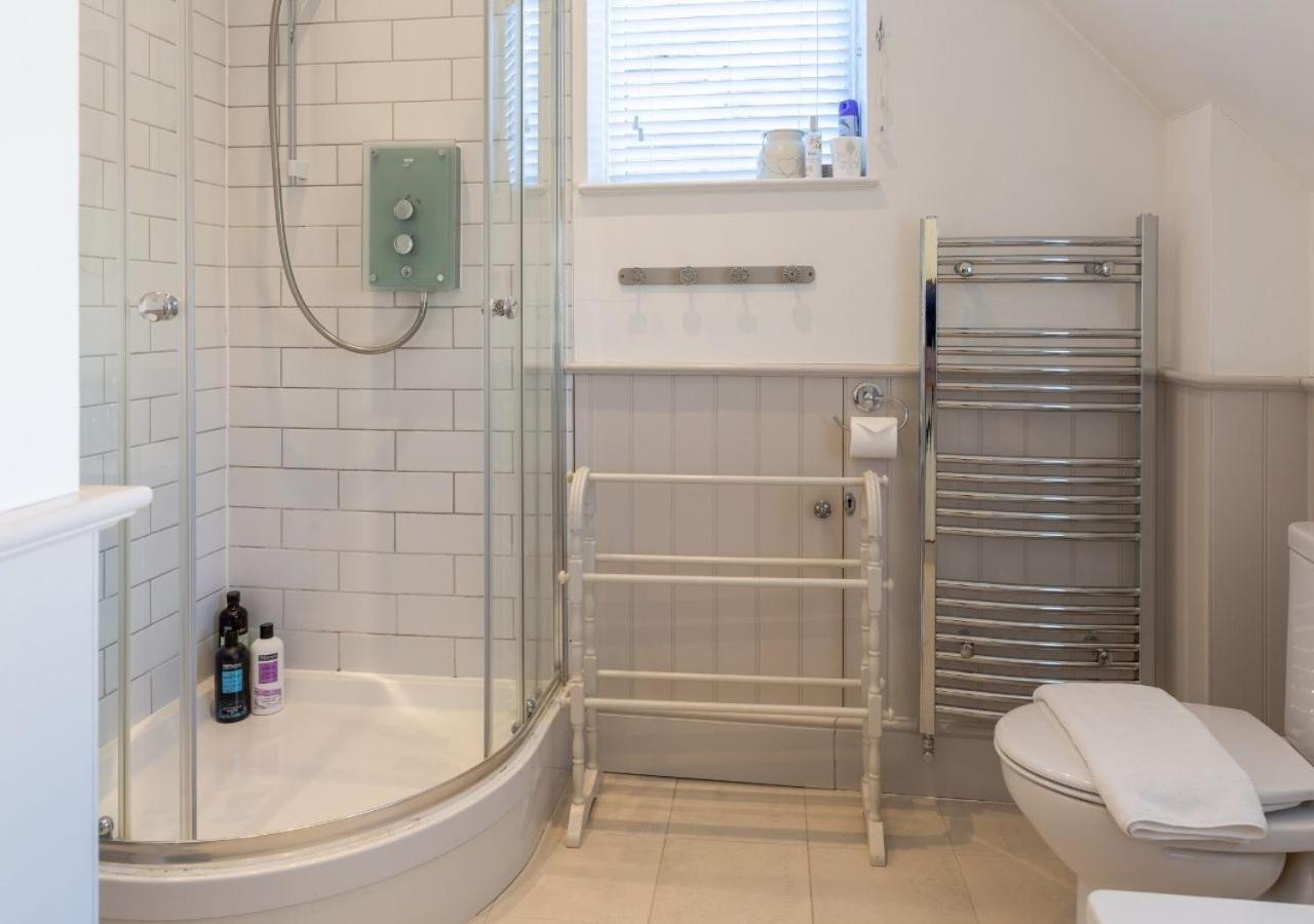 Jasmine Cottage - 2 Bedroom In Heart Of Bourton! Экстерьер фото